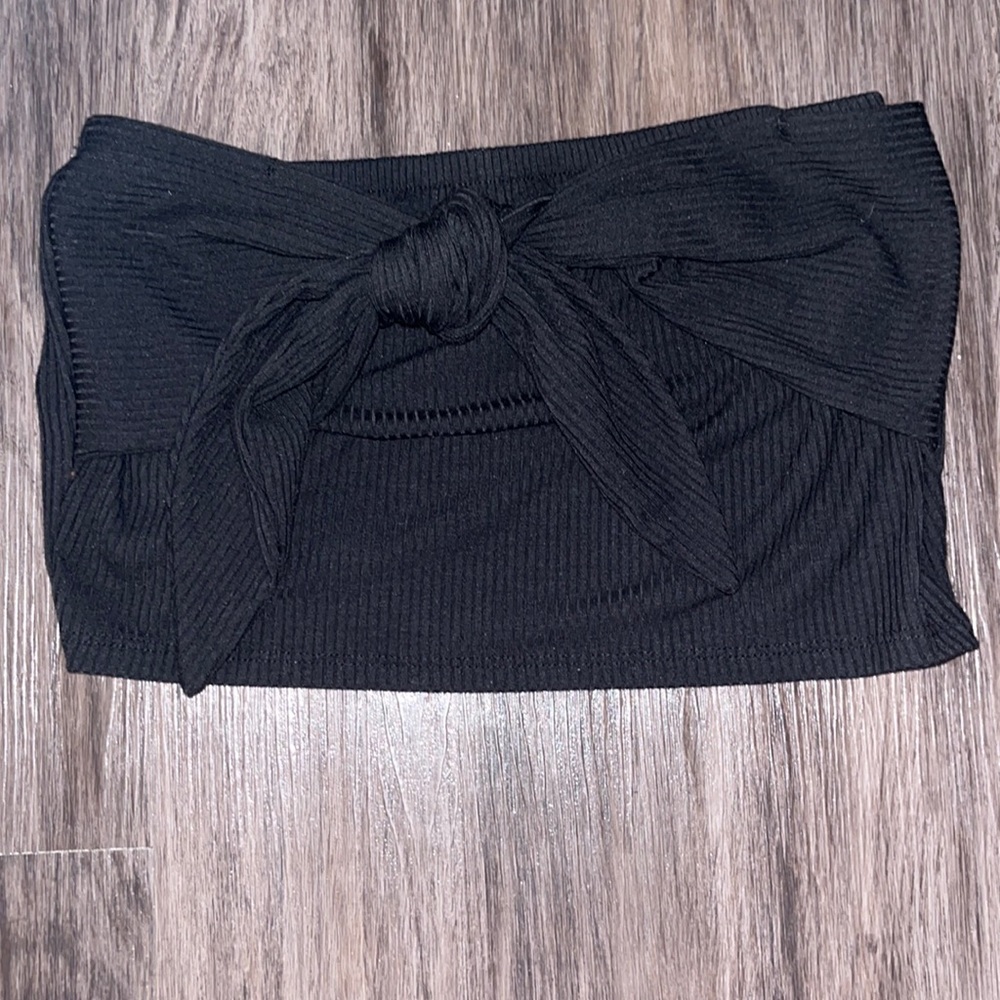 Double zero clothing; size L; black; tube top; bow/knot; excellent condition
